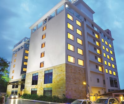 https://imgcld.yatra.com/ytimages/image/upload/t_hotel_yatra_city_desktop/v1471585071/Domestic Hotels/Hotels_Thiruvananthapuram/Apollo Dimora/Overview.jpg